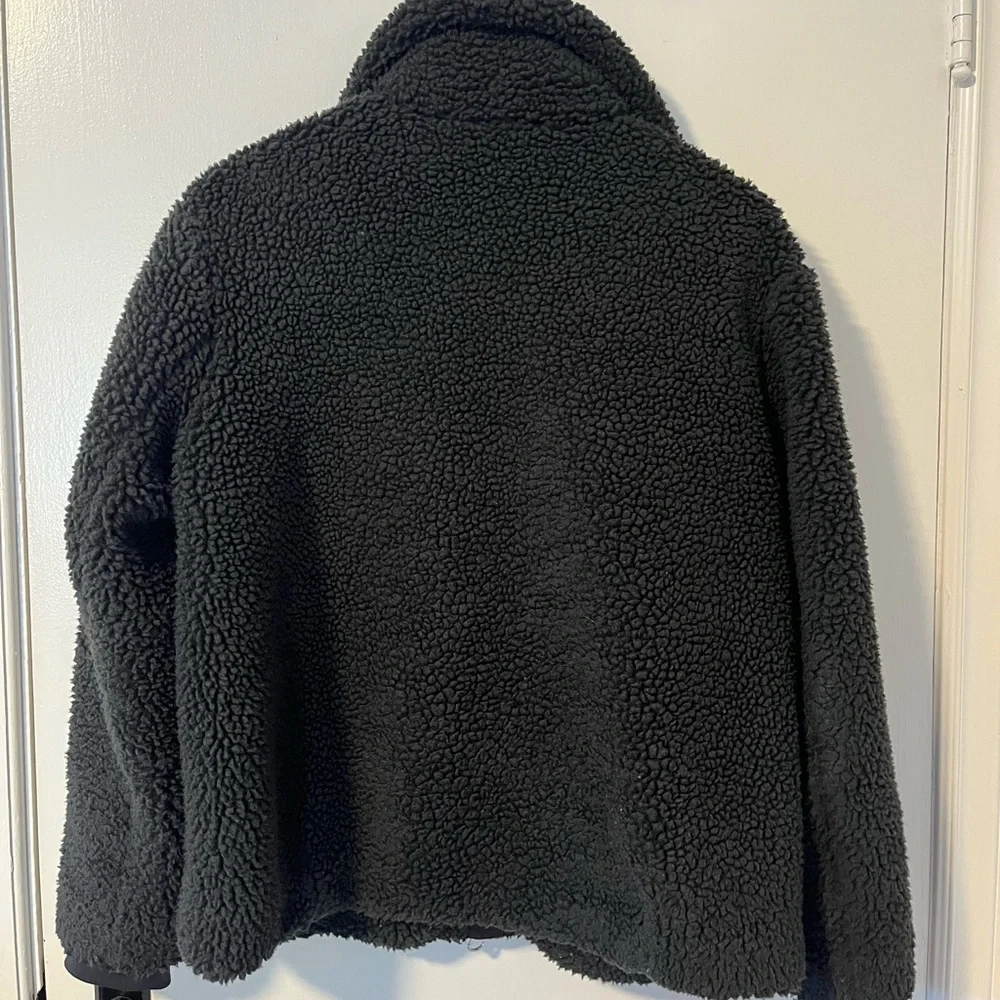 H&M Sherpa Jacket - Picture 2 of 5